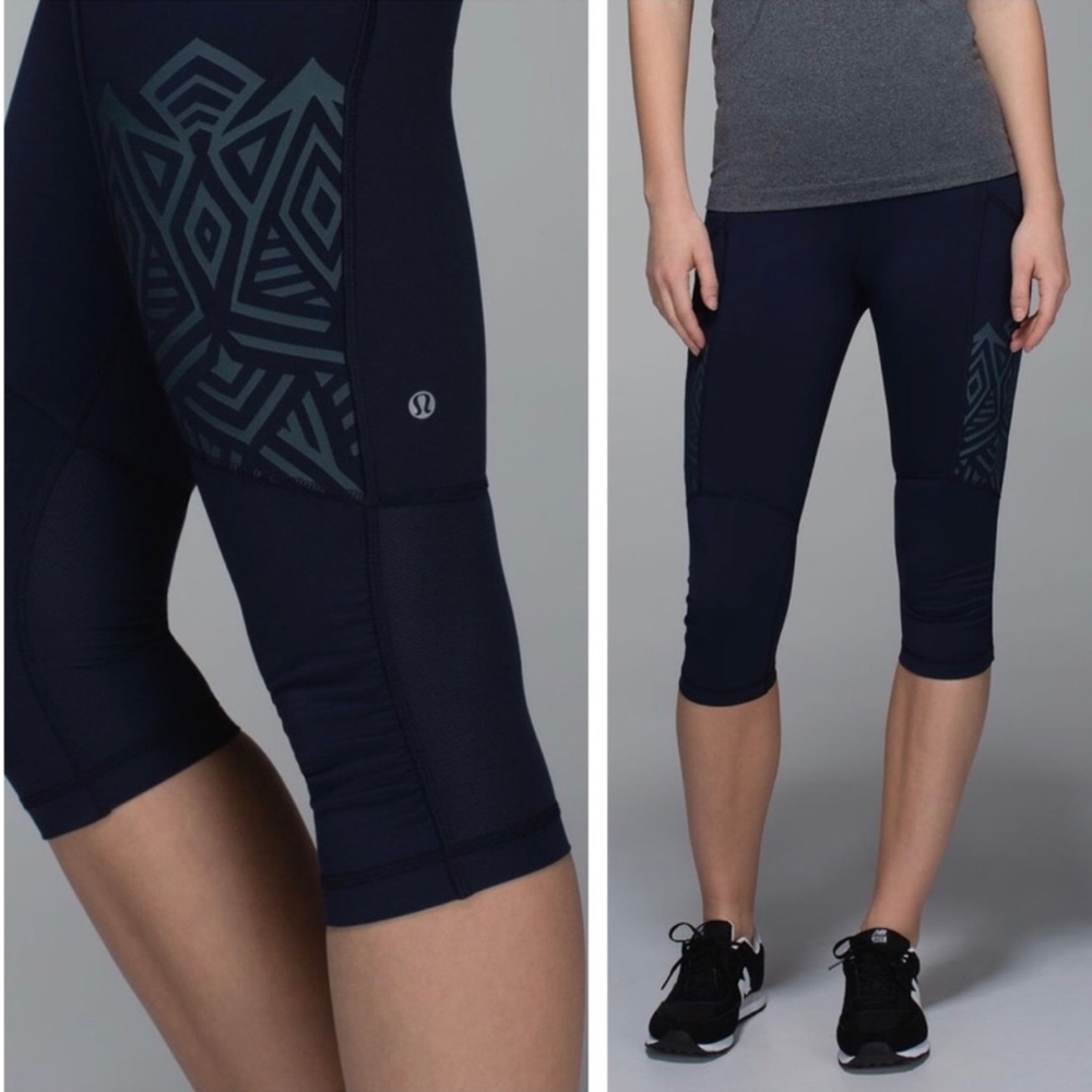 Lululemon Inkwell Stash It Crop Athletic Legging Pant - Picture 3 of 10